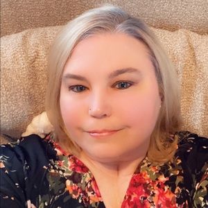 Meet your Posher, Rochelle